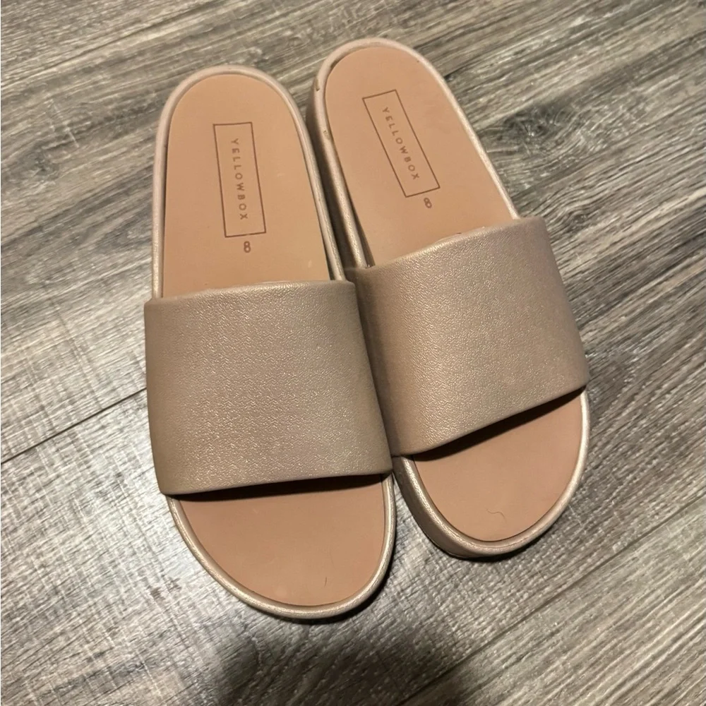 Yellow Box Women's Beige Slide Sandals - Picture 2 of 2